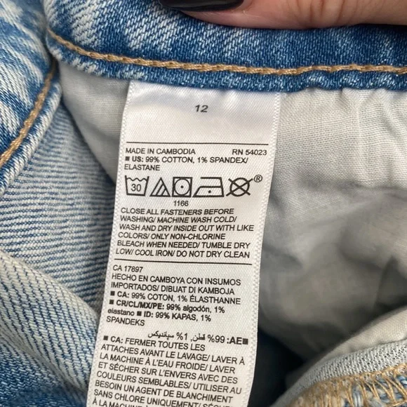 Old Navy jeans light blue size 12 power, slim, straight high rise, worn once - Picture 5 of 7